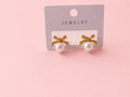 Pearl Bow