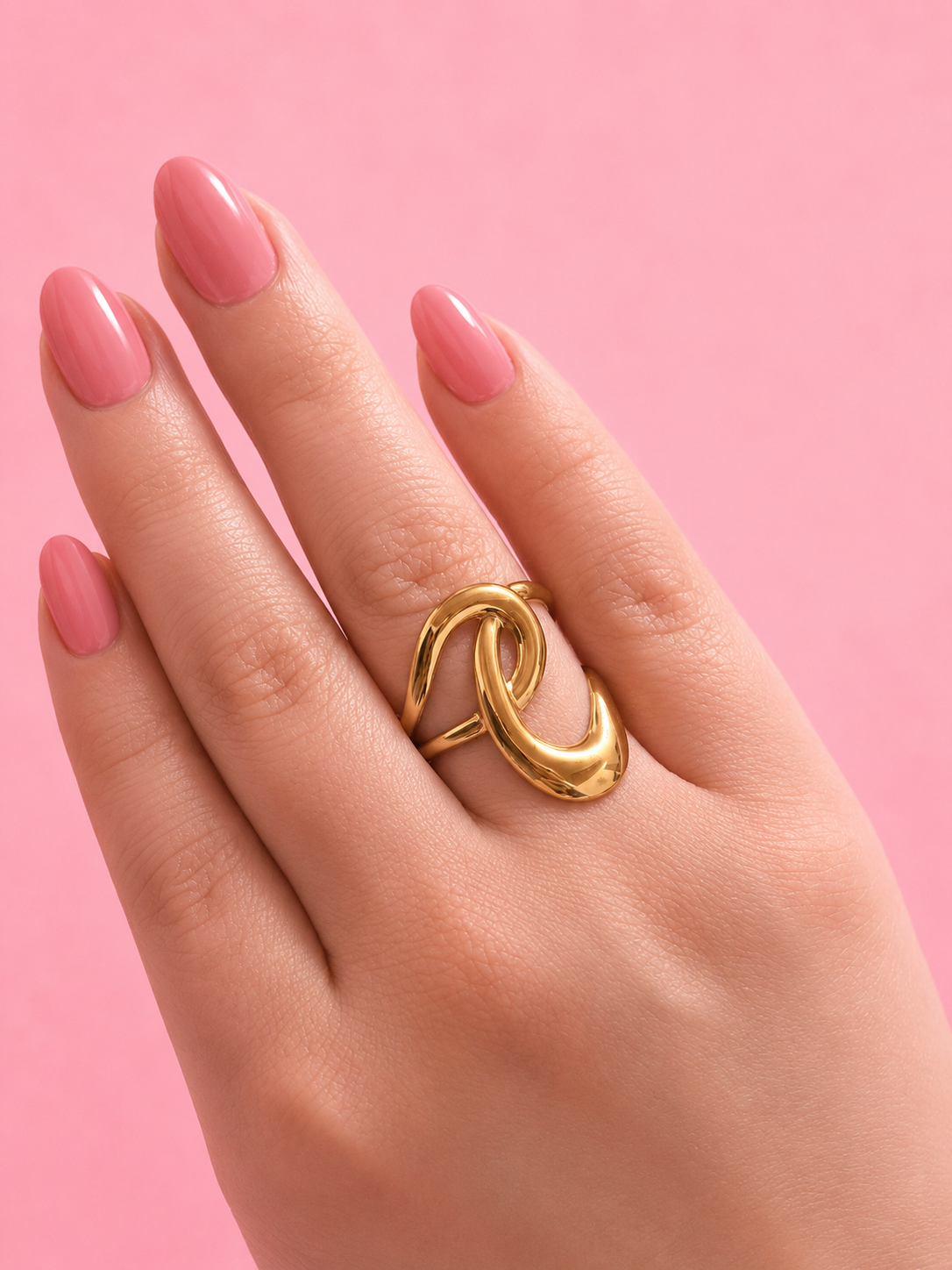 Luxe Curve